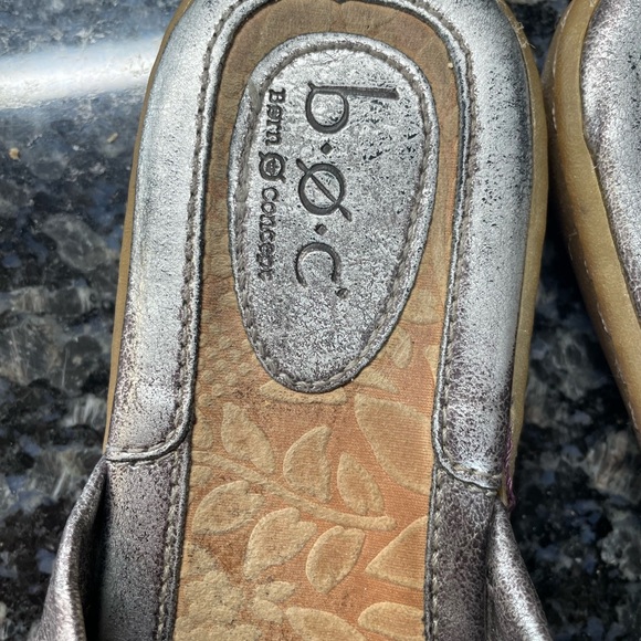 B.o.c size 7…. So pretty. Worn a couple of times - Picture 3 of 5